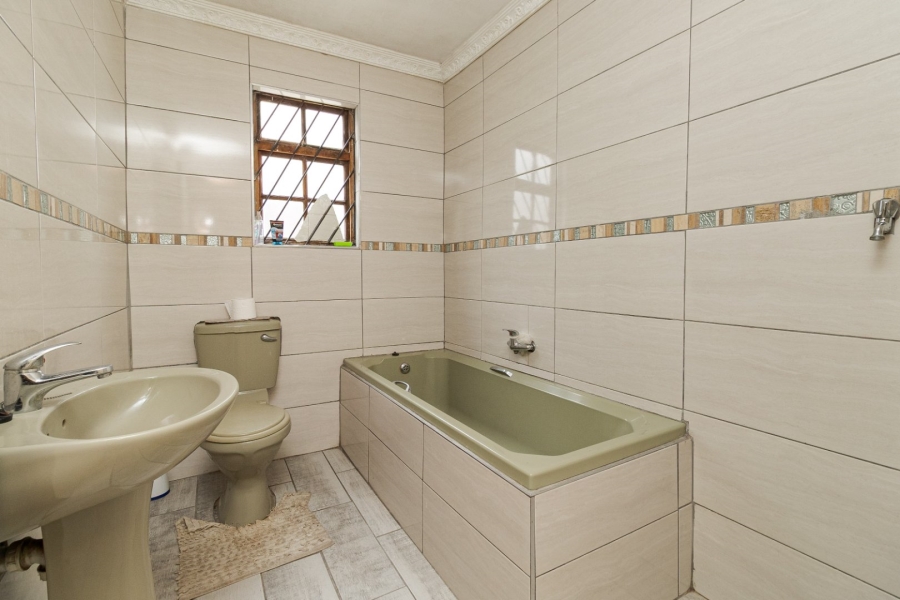 3 Bedroom Property for Sale in Delft South Western Cape